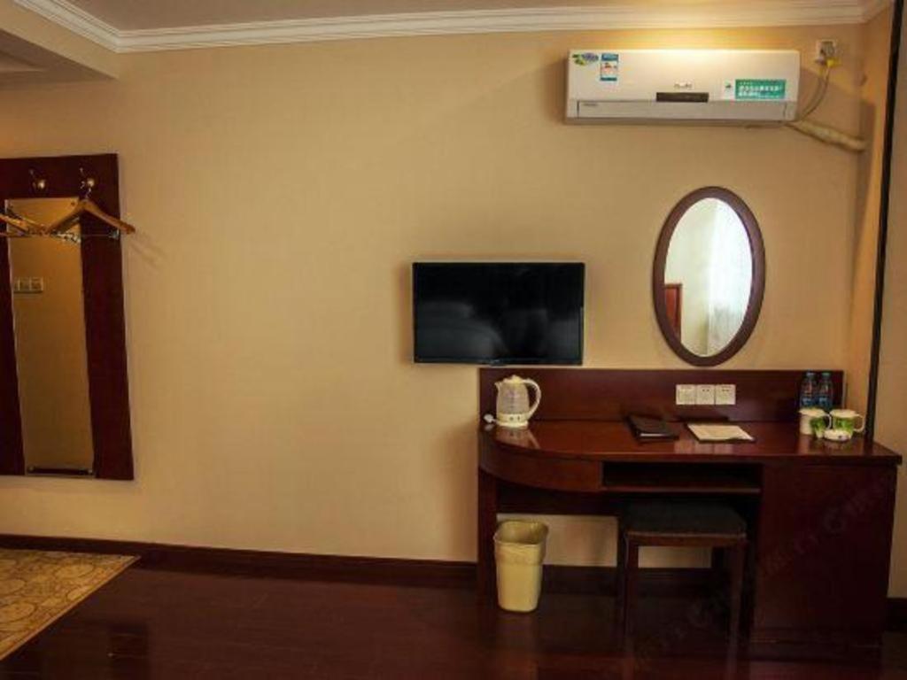 Greentree Inn Wuhu Fangte Second Phase Nanxiang Wanshang Express Hotel Екстериор снимка